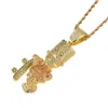 Planche à roulettes en gros-Brillant Cartoon collier pendentif Glacé Cubic Bijoux Cadeaux Hip Hop de Zircon hommes CN006
