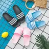 Zomer thuis slippers vrouwen mannen indoor platte schoenen gestreepte ontwerp liefhebbers badkamer slipper casual strand slipper