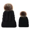 da Mulher Kids Moda Gorro família do outono inverno quente Hat Skullies pesada bola de cabelo torção gorros cor sólida Hip-Hop chapéus de lã 9color