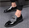اللباس لامعة الشرابة عارضة الأحذية الجلدية الرجال المتسكعون الذكور الأحذية الرسمية الانزلاق على أوكسفورد