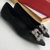 Vente chaude- Designer Chaussures De Mariage Mariée Femmes Dames Fille Valentine Cadeau Nouvelle Mode Sexy Robe En Soie Chaussures Talons Hauts Pompes femmes