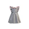 Bebek Kız Çizgili Elbise Çocuk Uçan Kol Bow Çiçek Harf Baskılı Yaka Prenses Elbise Yaz Butik Çocuk Tasarımcı Giyim M569