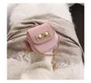 Purse Forum Kids Purses Neueste koreanische Accessoires Taschen Pearl Lock Mini Princess Purses Mädchen PU-Kette Umhängetaschen Geburtstagsgeschenke