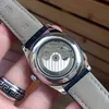 Orologio da uomo di lusso Quadrante in zaffiro da 40 mm Movimento automatico coassiale Tourbillon Cinturino in pelle con retro trasparente vuoto Elegante orologio da uomo