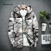 Giacche da uomo Uomo Primavera Uomo Casual Giacca a vento Camouflage Cappotti con cappuccio Moda Slim Hip Hop Bomber Abbigliamento 5XL