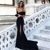 Robe de soirée de forme sirène en Satin noir, épaules dénudées, Sexy, fendue, avec traîne Court, élégante, pour femmes, dernière collection 2020