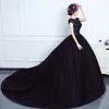 Princesse Noir Gothique Robes De Mariée Avec Cap Manches Dentelle Perlée Tulle Corset Retour Taille Basque Vintage Non Blanc Robes De Mariée Sur Mesure