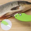 Praktisk fiskskala hudborttagare skalare skinner skrapa knivrensare kök skalare fiske pincettverktyg köksutrustning peeler1351493