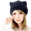 Modo libero di trasporto Coreano Donna signora Corna da diavolo Orecchio di gatto Crochet intrecciato in maglia da sci Beanie Cappello di lana Berretto invernale caldo WL749