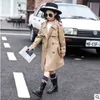 Niñas Cintura Trench Coat 2019 Nueva primavera y otoño de color caqui Cazadora a color Color de doble botonadura Size110-160 Kids4-14 ly210