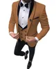 Nowy Wysokiej Jakości Mężczyźni Garnitur 3 Sztuk One Button Groom Tuxedos Szal Kapel Groomsmen Najlepszy Mężczyzna Garnitury Mens Wedd Prom Garnitury (Kurtka + Spodnie + Kamizelka