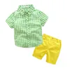 Bebek erkek Kafes kıyafetler çocuk Ekose Standı Yaka Gömlek üst + şort 2 adet / takım 2019 yaz Butik çocuklar Beyefendi Giyim C6337 Setleri