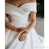 Taille vintage plus robes de robe de bal princesse sur les plis épaules robes vestiaires élégants de noiva robe de mariée pas cher s