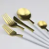 6 SZTUK Luksusowe Czarne Zestaw Sztuliarstwo Ze Stali Nierdzewnej Western Food Flatware Zestawy Stołowe Cake Fork Steak Nóż łyżeczka kolacji Obiadowy zestaw