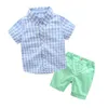 Wholesale夏の子供デザイナー服男の子セットチェック柄半袖シャツ+ショーツ2ピーススーツファッション衣装ベビー幼児男の子スーツ