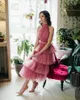 Zarif Bir Çizgi Gelinlik Modelleri Düğünler için Yaka Boyun Katmanlı Fırfır Çay Boyu Düğün Konuk Elbise Custom Made Kolsuz Parti Abiye