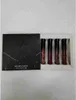 2 stil Julmärke Flytande läppstift Kosmetik Lipgloss Matte Velvet 1 set = 4pcs Kollection Makeup Lip Gloss Black White Box