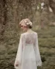 Fée Dentelle Vintage Into Woods Robes De Mariée avec Manches Longues Col En V Pleine Longueur Pays Boho Robe De Mariée Rue de Seine CG01