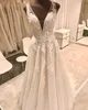 En linje drömmande bröllopsklänningar Applique pärlor Tulle Bröllopsklänningar Sweep Train Bribal Gowns Vestidos de Novia