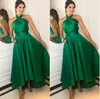 2020 Ärmlös pläterad Satin Sexig Backless Ankel Längd Prom Party Formell Kappor Elegant Hunter Halter A-Line Hi-Lo Evening Dresses