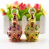 Bottiglia di profumo in metallo vintage da 15 ml Flacone contagocce per oli essenziali in stile arabo Contenitore per decorazioni per diserbo del Medio Oriente