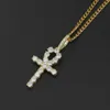 Hip Hop Cross Diamonds Pendant Halsband för män Kvinnor Religion Kristendom Lyxig halsband Smycken Guldpläterad Koppar Zircons Kubansk kedja