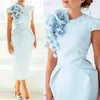 Elegantes vestidos de noche formales con flores hechas a mano Desfile de manga corta con tapa 2019 Tea-Length Sheath Fiesta de baile Vestido de cóctel PD81