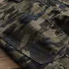 Summer Camouflage Męski dżins Armia Zielone szwy wielozadaniowe spodnie ładunkowe Patchwork Wojskowy motocyklisty spodnie Pantelones Para275l