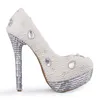 Crystal Wedding Shoes Plus Storlek Vit Pearl Bridal Dress Pumps Ny design Luxury Rhinestone Platform Prom Event High Heels