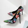 Venda quente-2019 Único Sexy Mulheres Flor Impressão Leopardo Poined Toe Mulheres Bombas 110mm Moda Sapatos de Salto Alto para As Mulheres Escritório sapatos de Vestido