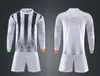 populares manga longa esportes 2020 personalizado Soccer Jersey com shorts usam desconto conjuntos de treinamento de futebol ginásio desgaste yakuda Fardas aptidão