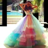 Kleurrijke Sweety Tulle Baljurk Quinceanera Jurken Strapless Gelaagde Ruffles Sweep Trein Prinses Prom feestjurken met veter