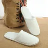 Ademend zachte wegwerp slippers aanpasbaar hotel comfortabele binnendikke wegwerp slippers antislip thuis slippers schoenen BH0608 TQQ