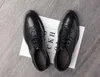 Zapatos de vestir baratos para hombres, zapatos formales de boda para hombres, zapatos de cuero Brogue, zapatos Oxford para oficina de negocios para hombres