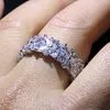 2019 Nouvelle Vente Chaude Bijoux De Luxe Réel 925 En Argent Sterling Blanc Clair Marquise Forme Topaze CZ Diamant Pierres Précieuses Femmes Bague De Fleur De Mariage