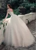 Glamorous Tulle Satin Bateau Bateu Decote A-Line Vestidos de Noiva com Lace Appliques Mangas compridas Vestido nupcial Vestido de Noiva 2020 Novo
