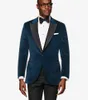 Nuovissimo abito da uomo in velluto blu navy con un bottone, abiti da uomo con risvolto a punta, due pezzi, smoking da sposo (giacca + pantaloni + cravatta) W1180
