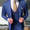 Классический синий Мужские костюмы для венчания Groom Tuxedos Пром партии Последние Брюки Coat Designs Groomsmen Наряды 3 шт (куртка + жилет + брюки)