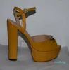 Venta caliente de la plataforma del talón de la sandalia-diseñador de las mujeres del verano talones pista Peep Toe Modelos Fottwear Designe los zapatos de lujo