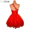 Robe de soirée courte pas cher jupe gonflée une épaule robes de cocktail perlées en organza rouge