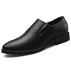 Hot Sale-Office Buty Mężczyźni 2019 Wentylacja Otwór Skórzane męskie Sukienka Buty Business Classic Buty Mężczyźni Formalny Sepatu Slip On Pria