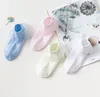 Skarpetki dla dzieci koronkowe dziewczynki kostek kostek słodkie dziecko ruffle pliskie skarpetki białe różowe dziewczyny Skarpetki oddychające Baby Footwear 4 kolory DW51531218997