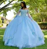 Prachtige Sky Blue Lace Ball-jurk Quinceanera Prom Jurken Beaded Off Shoulder V-hals Lange Mouwen Tule Avond Party Sweet 16 Jurk