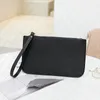 محفظة PU Leather Women's Women's Wristlet Szipper Presh Mini Clutch Bag Bag Outdoor Luxury Credit Card Card Parcs Edrendy Coin Prespag Hot D7212