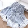 Bébé Fille Denim Shorts Enfants Perle Dentelle Patchwork Shorts D'été Mode Jeans Courts Enfants Maille Princesse Pantalon Court Casual Shorts AYP662