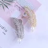 Fashion-hot feather rhinestone brooch color protection plating pearl mute gold dumb silver brooch fashion retro rhinestone chest pin