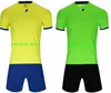 Malha Desempenho de Futebol Masculino de desconto Jerseys Projete seus próprios personalizados camisas calções uniformes on-line Futebol Jersey Define Jerseys Com Curto