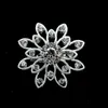1,5 pouce Diamante Petite Fleur Broche Broches avec Strass Clair Brillant Argent Plaqué Accessoire de Mariage