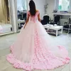 2019 novo vestido de bola rosa vestidos Quinceanera com flores artesanais Tulle Off the ombro Floral Sweep Train personalizado