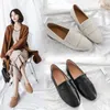 Sıcak Satış-Moda Tırtıklı Dekorasyon Hakiki Deri Kadınlar Için Loafer'lar Ayakkabı Flats Topuklu Casual Katır Ayakkabı Ofis Elbise
